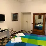 Tourist Flat - A Due Passi Apartment