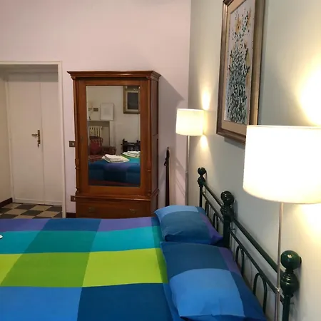 شقة Tourist Flat - A Due Passi